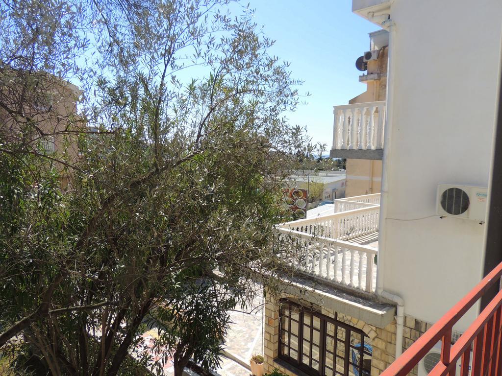 Guest House Jelena Budva Bagian luar foto