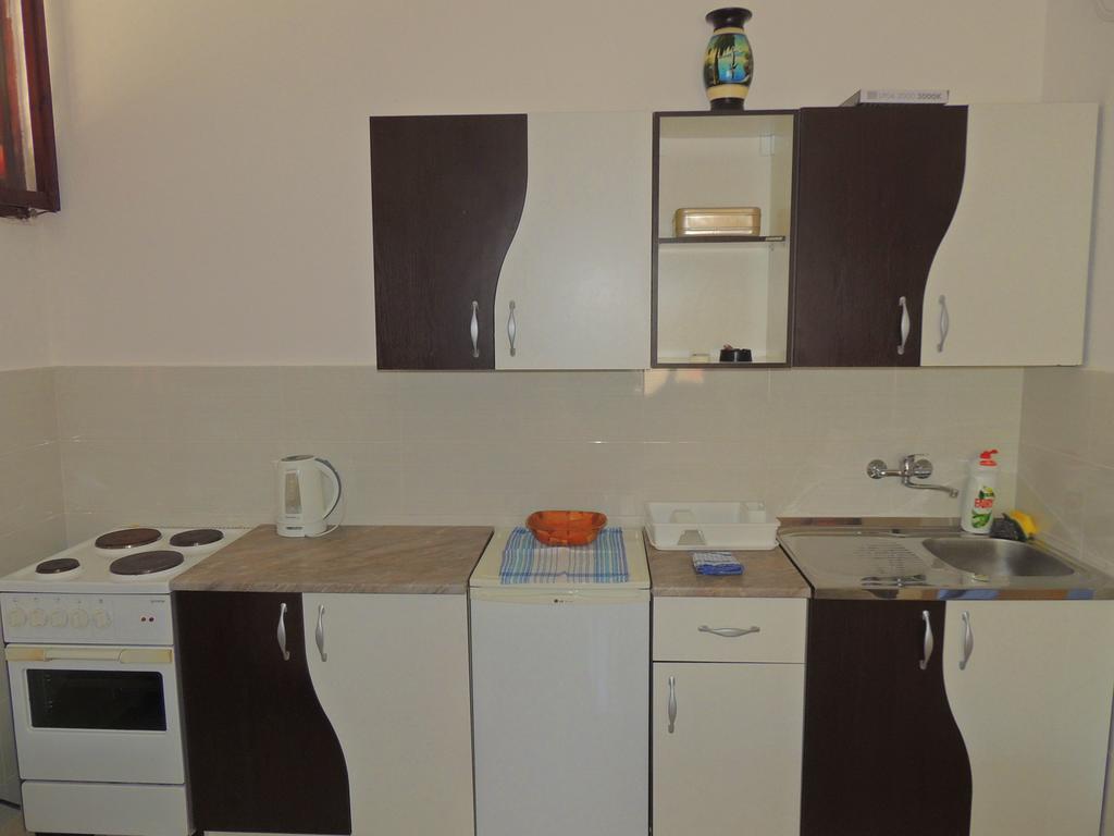 Guest House Jelena Budva Bagian luar foto