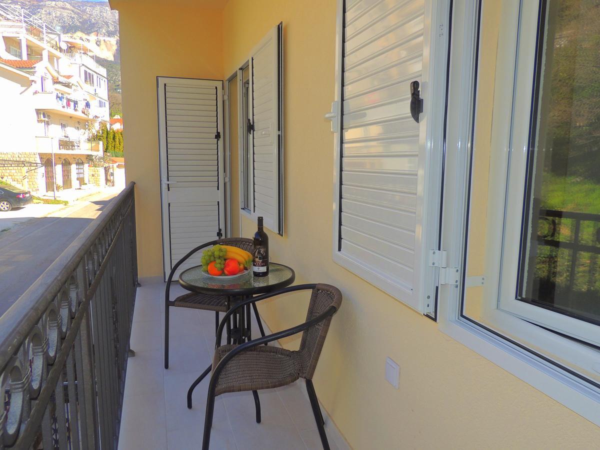 Guest House Jelena Budva Bagian luar foto
