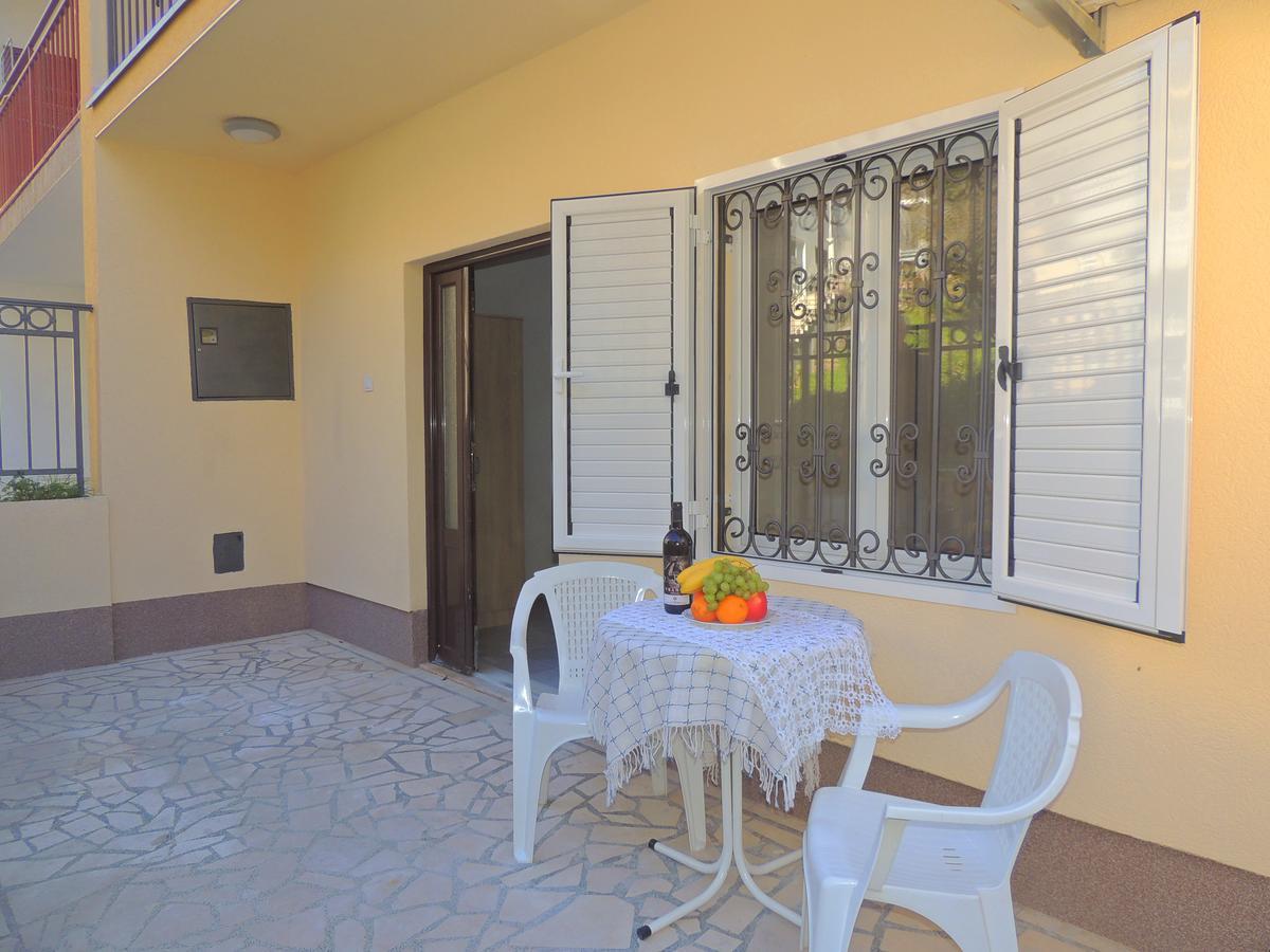 Guest House Jelena Budva Bagian luar foto