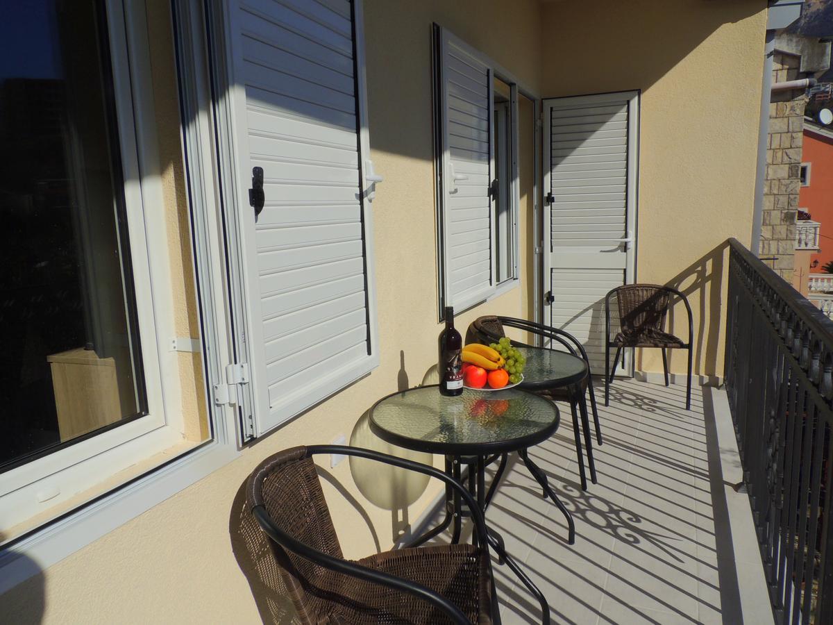 Guest House Jelena Budva Bagian luar foto